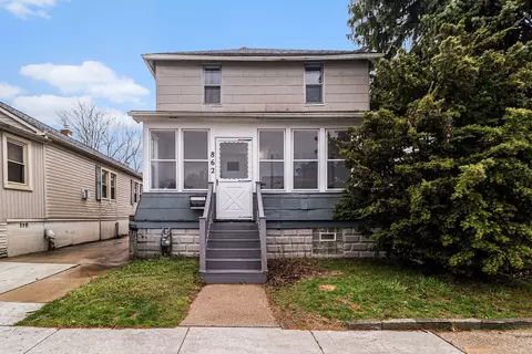 862 6th St, Wyandotte, MI 48192