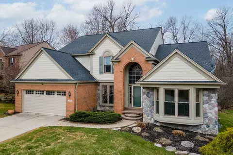 1578 Sugar Maple Way, West Bloomfield, MI 48324