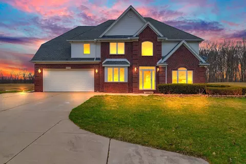 10700 Lambs Rd, Riley, MI 48041