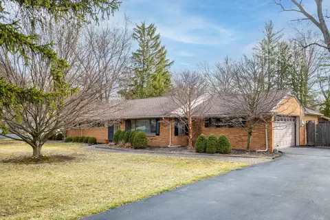 25180 Peekskill, Southfield, MI 48033