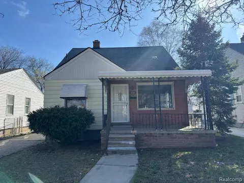 6050 Warwick St, Detroit, MI 48228