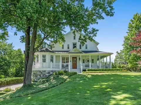 1502 Old Salem, Birmingham, MI 48009