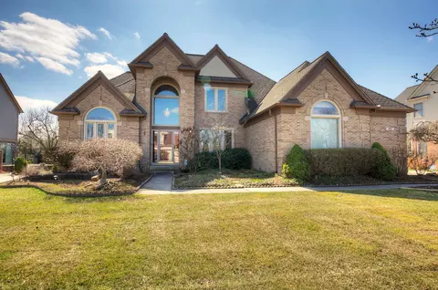 781 Sandalwood Rd, Canton, MI 48188