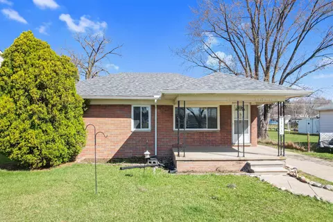 8155 Vermont Ave, Warren, MI 48093