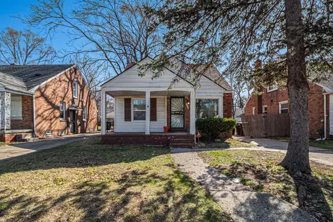 19438 Huntington Rd, Detroit, MI 48219