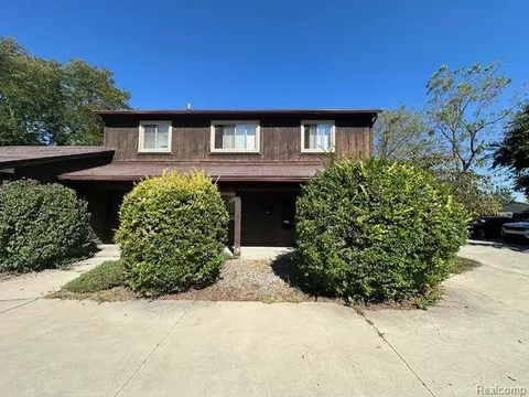 4063 4th St, Wayne, MI 48184 photo 1