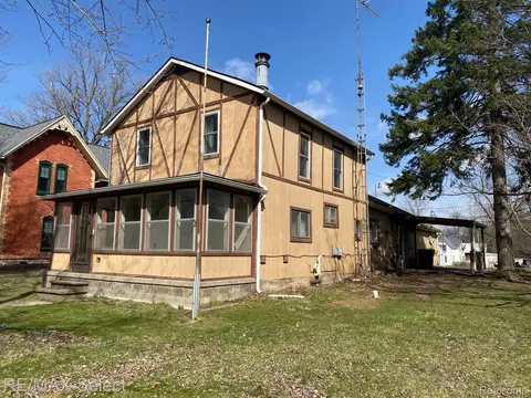 207 E Main St, Vernon, MI 48476 photo 1