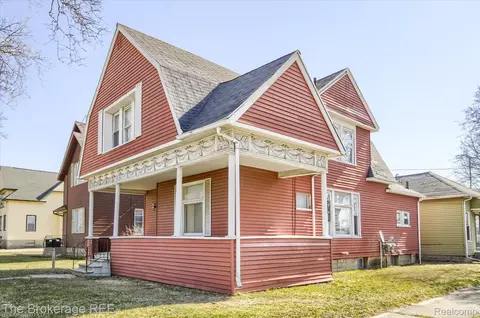1322 S Michigan Ave, Saginaw, MI 48602