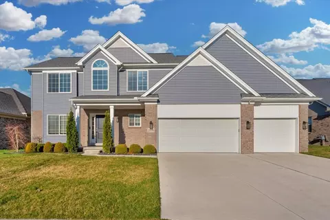 20196 Sagebrush Dr, Brownstown, MI 48183