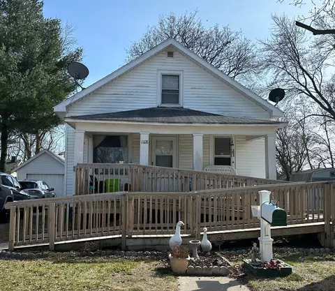 1108 Cedar St, Port Huron, MI 48060