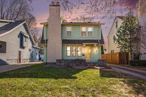 913 Irving Ave, Royal Oak, MI 48067