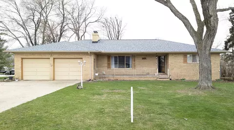 2143 Briar Ln, Burton, MI 48509