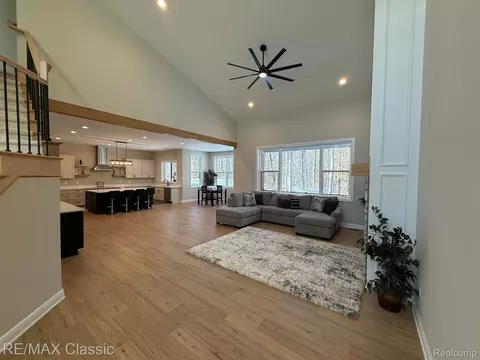 2323 Canterwood, Highland, MI 48357