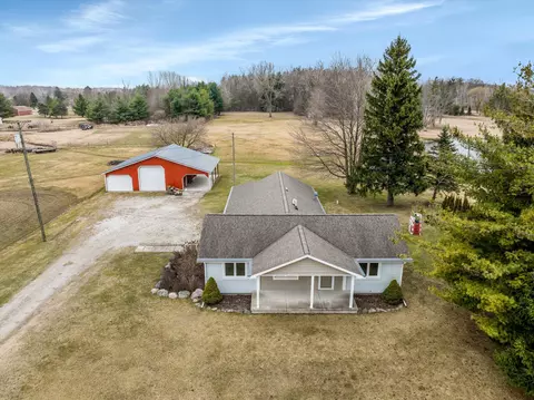 6573 Fred W Moore, China, MI 48054