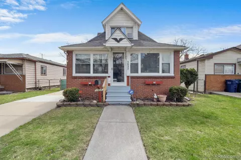 1917 University Ave, Lincoln Park, MI 48146