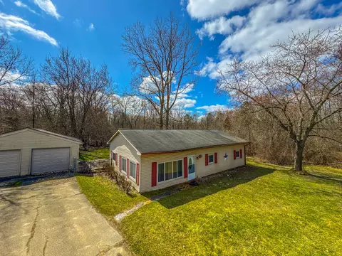5653 Hickock St, West Bloomfield, MI 48324