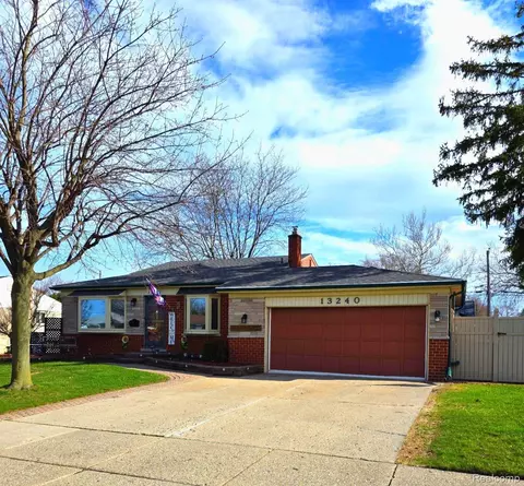 13240 Masonic Blvd, Warren, MI 48088