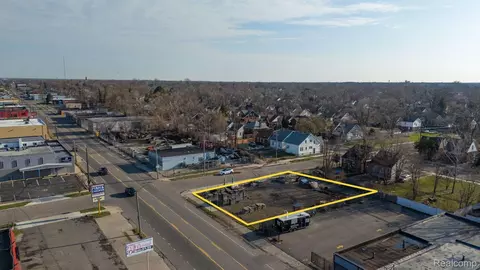 15390 Schaefer, Detroit, MI 48227