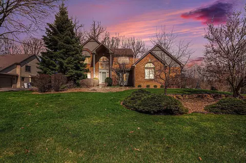 57598 Hidden Timbers Dr, Lyon, MI 48178