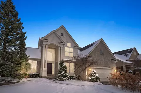 7850 Timberlane Trl, West Bloomfield, MI 48323