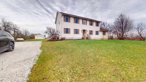 10691 County Line Rd, Milan, MI 48160