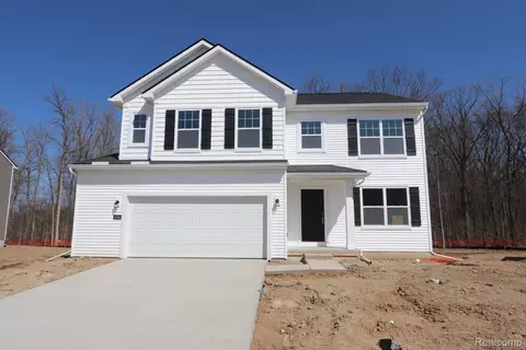 4294 Oak St, Grand Blanc, MI 48439
