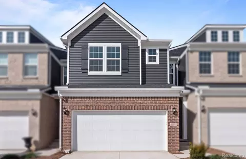 4088 Nottingham Cir, Independence, MI 48346