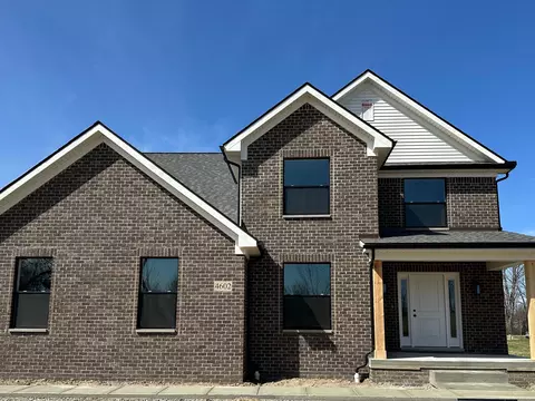 4602 Orville Dr, Trenton, MI 48183