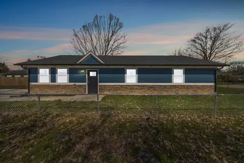 27720 Byron, Farmington Hills, MI 48336