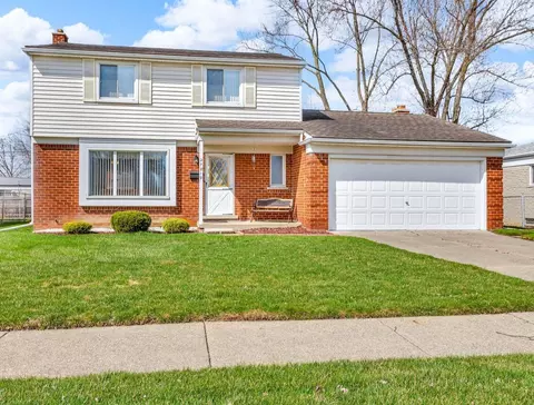 27219 Sutherland Dr, Warren, MI 48088