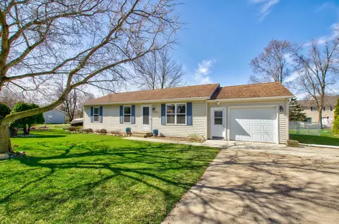 11474 Hewitt Rd, Columbia, MI 49230