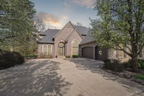 3292 Timberlake Dr, Commerce, MI 48390