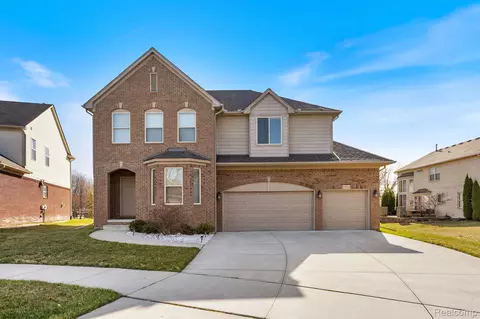 29204 Ridge, Warren, MI 48092