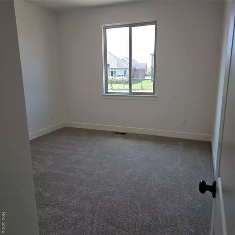 Bedroom - 50691 Timberstone Dr, Macomb, MI 48042 photo 4 of 4