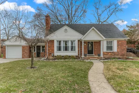 141 S Martha St, Dearborn, MI 48124