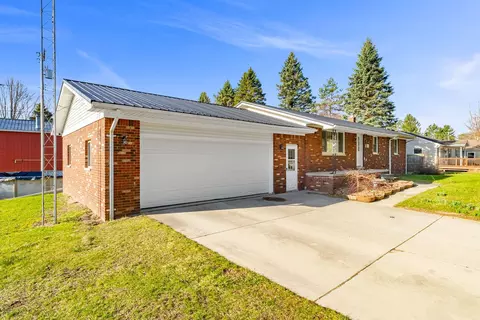 7138 Baker Rd, Worth, MI 48450