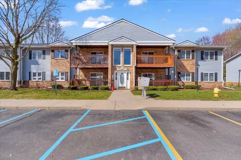 1345 Shoemaker Dr UNIT 88, Westland, MI 48185