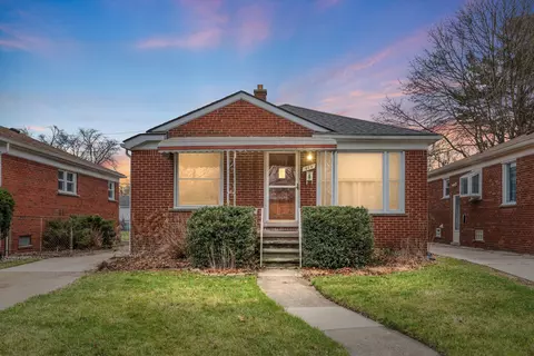 869 Liberty Ave, Lincoln Park, MI 48146