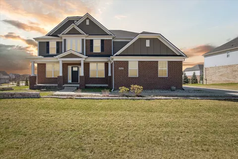 50523 Southford Rd, Canton, MI 48187