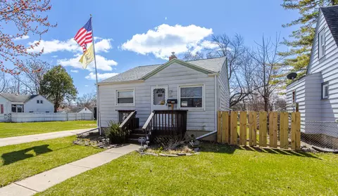 602 E Tennyson Ave, Pontiac, MI 48340