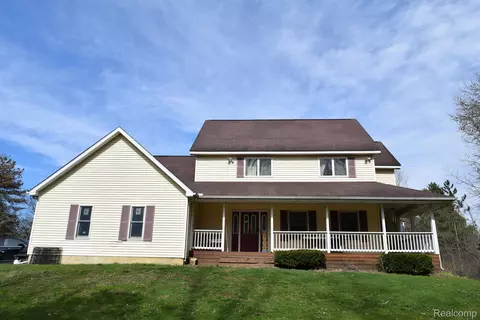 4440 N Elms Rd, Mount Morris, MI 48433