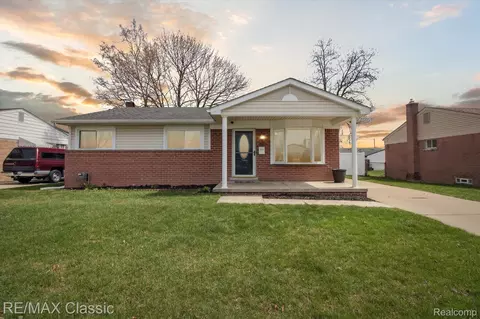 832 Van Sull St, Westland, MI 48185