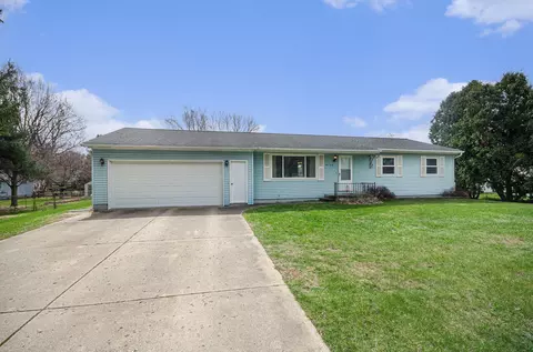 8100 Russell St, Shelby Township, MI 48317