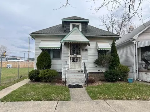 7540 Holmes St, Detroit, MI 48210