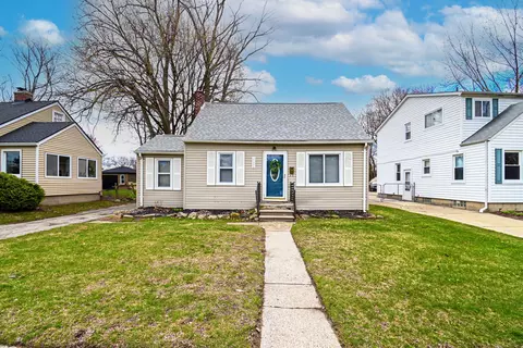 21906 Fresard St, Saint Clair Shores, MI 48080