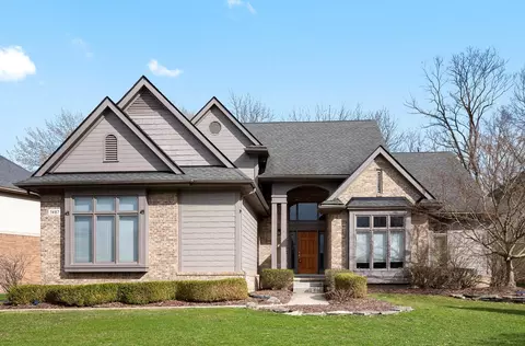 7487 Kennington Blvd, West Bloomfield, MI 48322