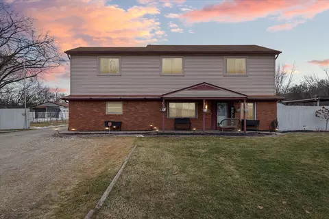 14121 Huron St, Taylor, MI 48180