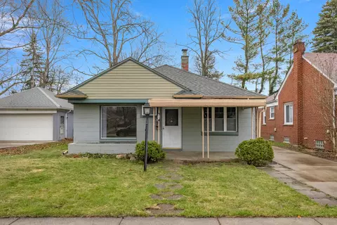 24356 Carlysle St, Dearborn, MI 48124