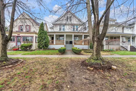 3154 Van Alstyne St, Wyandotte, MI 48192