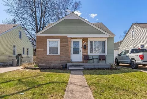 2310 Mapledale St, Ferndale, MI 48220